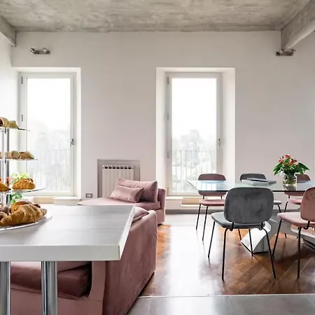 Modern Cozy Near The Colosseum In