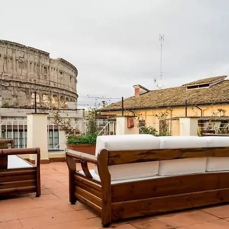 Modern Cozy Near The Colosseum In