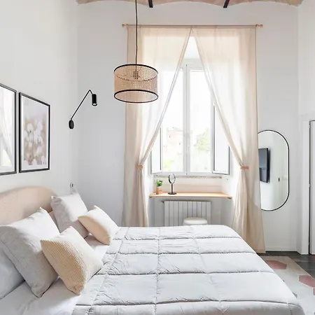 Modern Cozy Near The Colosseum In Vendégház 4*